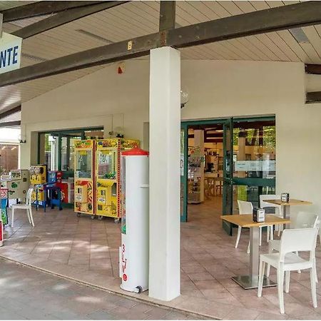 Vacanceselect Mobil Homes - Camping Pineta Sul Mare Camping Village Cesenatico Kültér fotó
